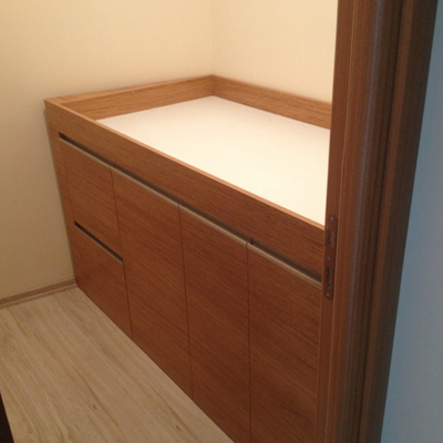 marangoz işleri, ahşap mobilya imalatı, ahşap mediven imalat uygulama montajı, Banyo dolap imalat montajı, Mutfak Dolap İmalatı, Duvardan duvara dolap imalatı, ahşap kapılar, kütüphane, kitaplık üniteleri, Ofis Dolap imalatı, istanbul